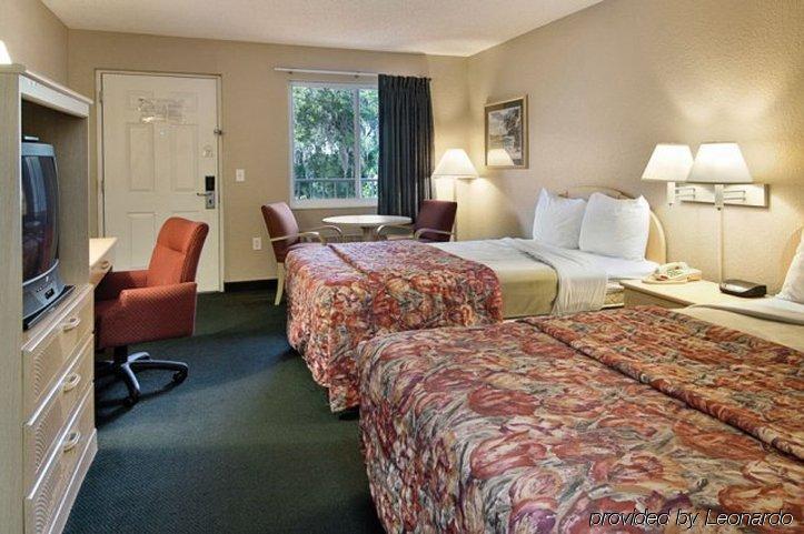 Red Roof Inn Ellenton - Bradenton Ne Стая снимка